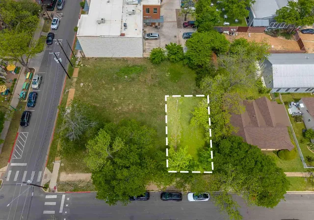 Homes for sale in Georgetown, TX | 205 E 9th St, Georgetown, TX 78626 | MLS# 2347496