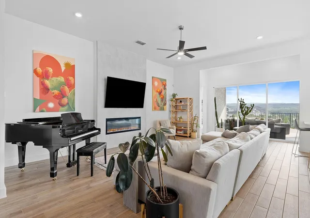 Photo 3 of Single family home for sale at 6224 Bower Well Rd, Austin, TX 78738 | MLS# 3118552 | Listing updated on 2026-10-03