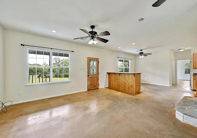 5th image of 11791 Silver Springs Rd, Rockdale, TX 76567 | MLS# 3140089