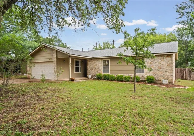 2nd image of 6010 Morning Dew Dr, Austin, TX 78749 | MLS# 2987869