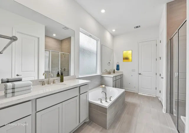 Photo 3 of Single family home for sale at 223 Belmont Way, Cedar Creek, TX | MLS# 4645913 | Listing updated on 2026-09-22