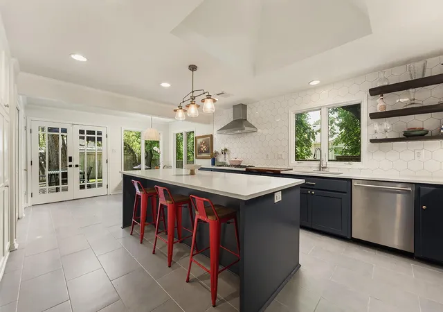 Single family home for sale at 2005 Bowman Ave, Austin, TX 78703 | MLS# 6661877