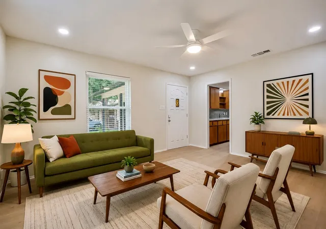 4th image of 3112 Crosscreek Dr, Austin, TX 78757 | MLS# 3904294