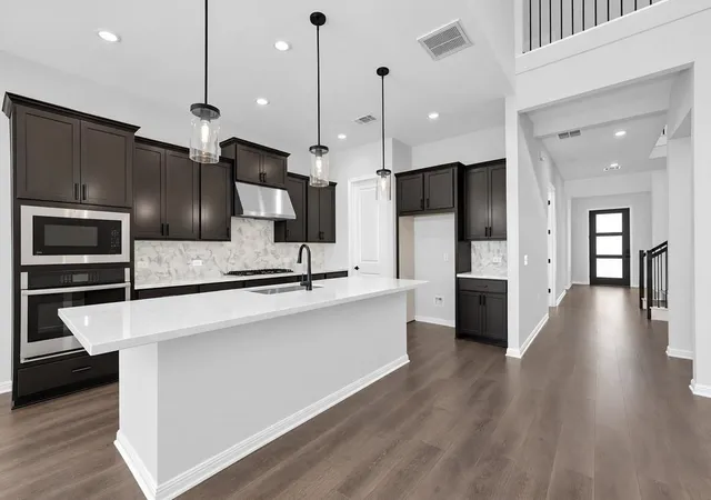 Photo 2 of Single family home for sale at 181 Little Tenina Trl, Cedar Creek, TX | MLS# 9743472 | Listing updated on 2026-10-05