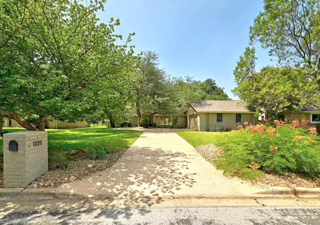 5th image of 8608 Crest Ridge Cir, Austin, TX 78750 | MLS# 6201254