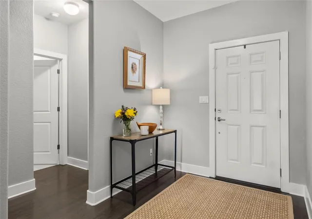 Photo 4 of Single family home for sale at 1012 S San Marcos St, Manor, TX 78653 | MLS# 9934296 | Listing updated on 2026-09-22