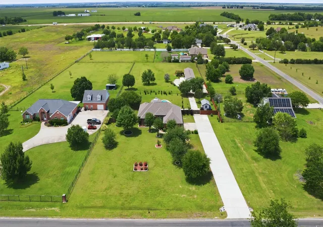 Single family home for sale at 339 County Rd 368, Taylor, TX 76574 | MLS# 5340919