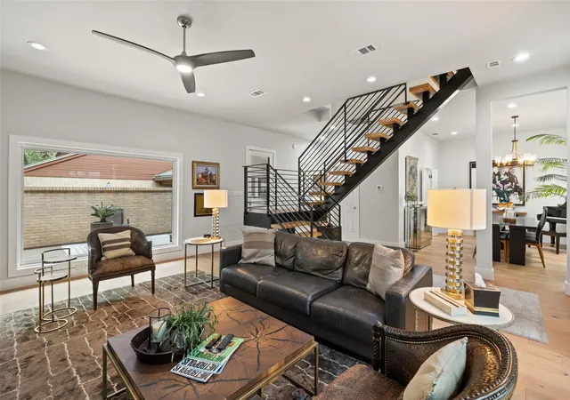 Photo 3 of Condo for sale at 1615 Spyglass Dr #4, Austin, TX 78746 | MLS# 4806834 | Listing updated on 2026-08-31