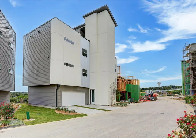 3rd image of 4300 Mansfield Dam Rd #1421 / 1431, Austin, TX 78734 | MLS# 8318032