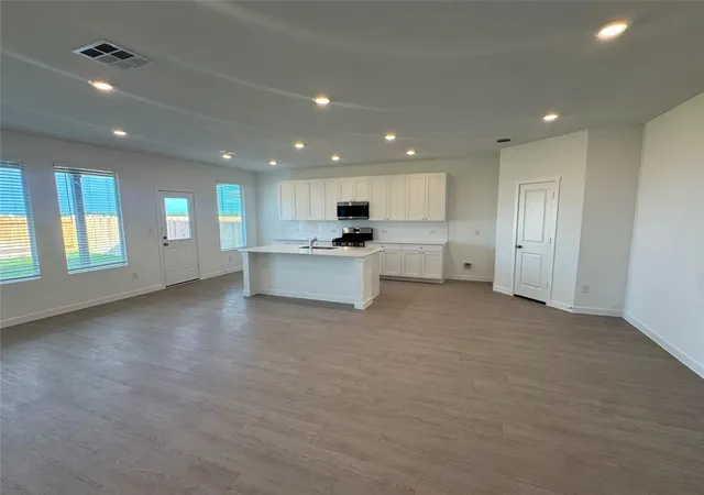 Photo 2 of Single family home for sale at 105 El Mirage Rd, San Marcos, TX 78666 | MLS# 2500731 | Listing updated on 2026-09-22