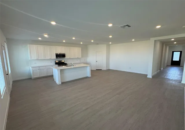 Photo 3 of Single family home for sale at 105 El Mirage Rd, San Marcos, TX 78666 | MLS# 2500731 | Listing updated on 2026-09-22