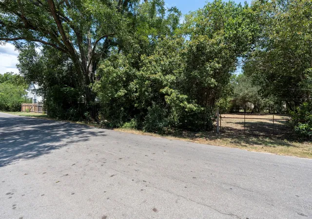 Homes for sale in Buda, TX | 408 East St, Buda, TX 78610 | MLS# 9371890