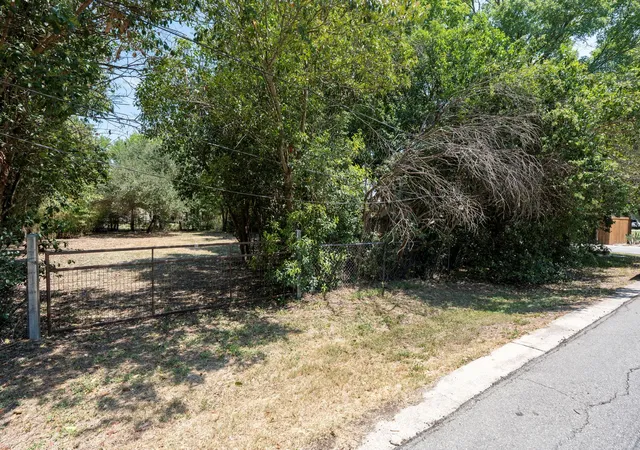 Homes for sale in Buda, TX | 408 East St, Buda, TX 78610 | MLS# 9371890
