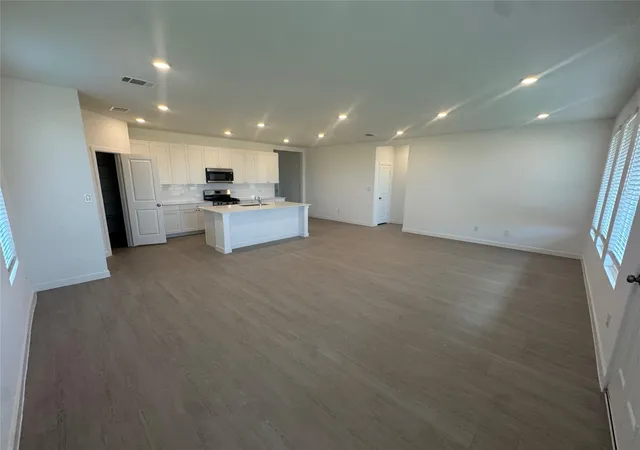 Photo 2 of Single family home for sale at 109 El Mirage Rd, San Marcos, TX 78666 | MLS# 2596665 | Listing updated on 2026-09-22