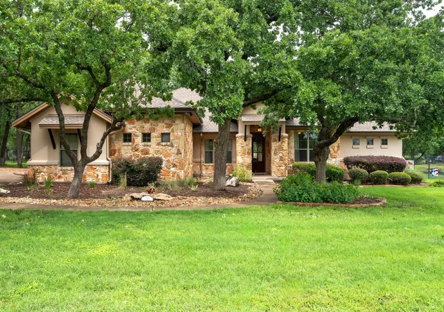 Photo 1 of Single family home for sale at 216 Independence Dr, Georgetown, TX 78633 | MLS# 1482661 | Listing updated on 2026-10-26