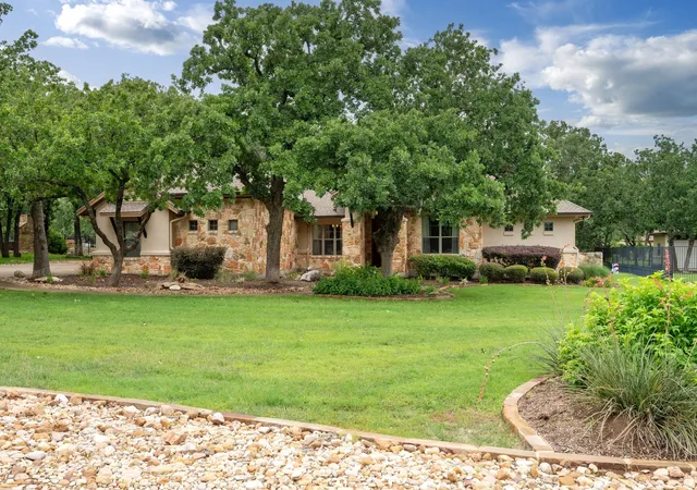 Photo 3 of Single family home for sale at 216 Independence Dr, Georgetown, TX 78633 | MLS# 1482661 | Listing updated on 2026-10-26