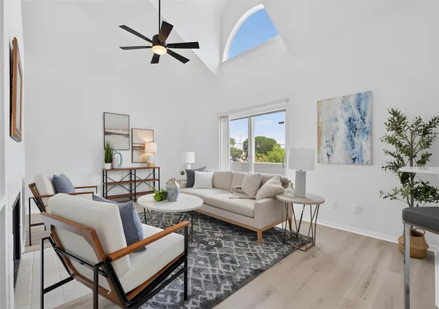 2nd image of 923 E 41st St #201, Austin, TX 78751 | MLS# 5348827
