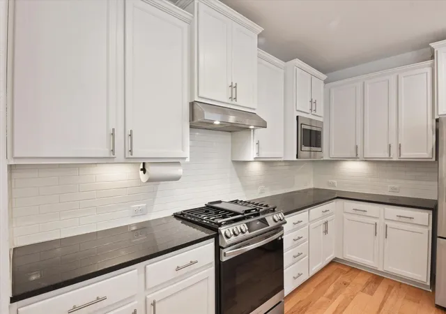 Photo 3 of Townhouse for sale at 7209 Bassett Ct, Austin, TX 78741 | MLS# 6679261 | Listing updated on 2026-09-18