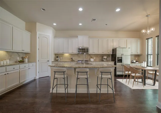 3rd image of 4524 Berkman Dr, Austin, TX 78723 | MLS# 5489548