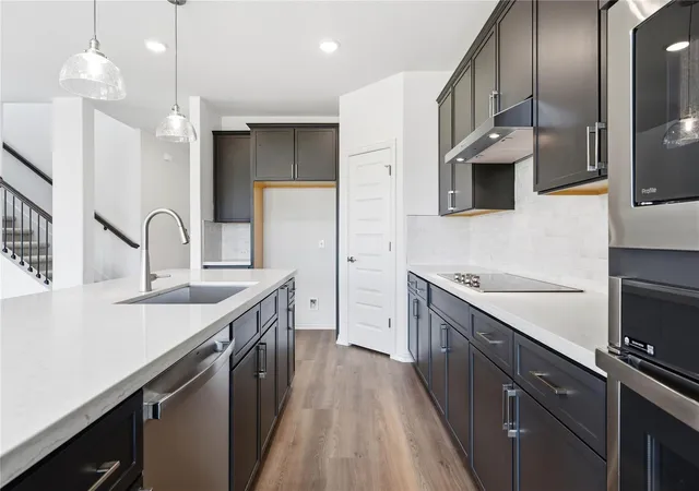 Photo 2 of Single family home for sale at 624 Breeze Holw Ln, Georgetown, TX 78628 | MLS# 4443983 | Listing updated on 2026-10-20