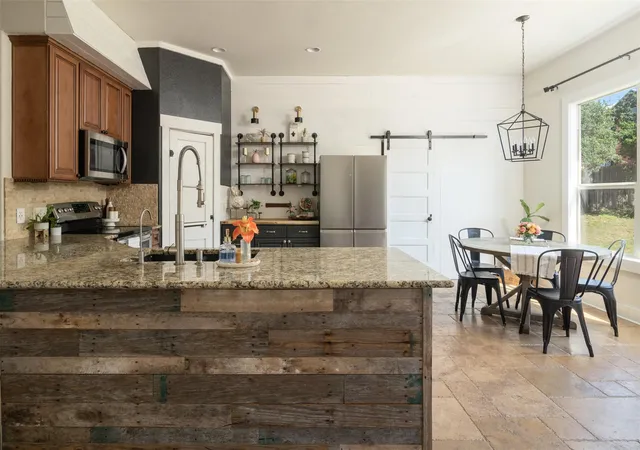 Photo 3 of Single family home for sale at 901 Panorama Dr, Dripping Springs, TX 78620 | MLS# 1545037 | Listing updated on 2026-09-03