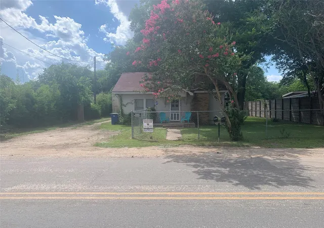 1st image of 4204 Clawson Rd, Austin, TX 78704 | MLS# 3292061