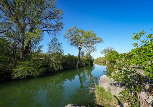 40th image of 107 Edgewater Dr, Wimberley, TX 78676 | MLS# 8887958