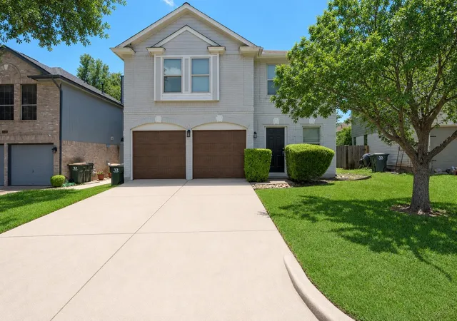 Photo 2 of Single family home for sale at 7601 Windrush Dr, Austin, TX 78729 | MLS# 2427357 | Listing updated on 2026-06-24