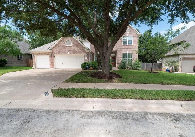 Photo 4 of Single family home for sale at 10304 Medinah Greens Dr, Austin, TX 78717 | MLS# 2525177 | Listing updated on 2026-09-01