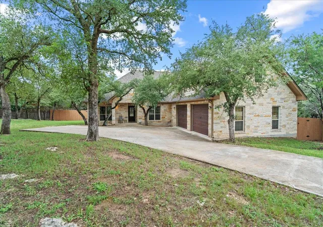 2nd image of 9 Caliche Ct, Wimberley, TX 78676 | MLS# 4191597