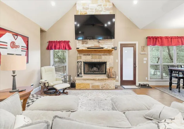 5th image of 9 Caliche Ct, Wimberley, TX 78676 | MLS# 4191597