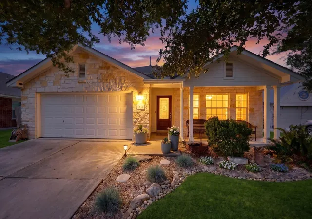 Photo 3 of Single family home for sale at 531 Goldenrod St, Kyle, TX 78640 | MLS# 8046719 | Listing updated on 2026-10-05