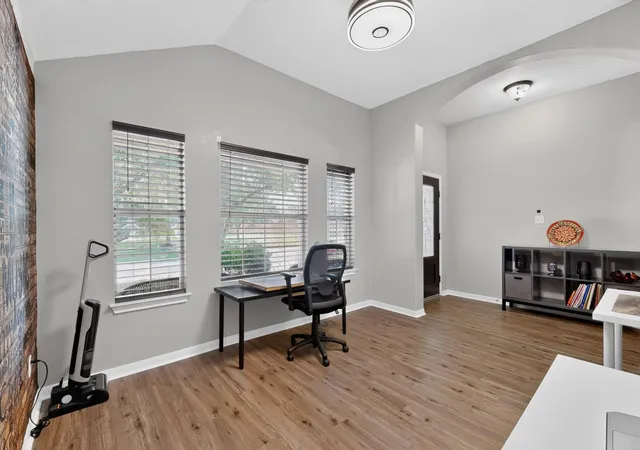 Photo 3 of Single family home for sale at 531 Goldenrod St, Kyle, TX 78640 | MLS# 8046719 | Listing updated on 2026-10-05