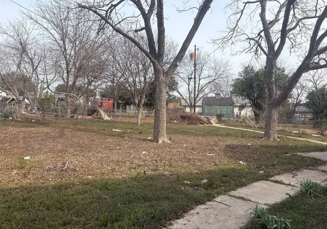 5th image of 8702 Bridgeport Dr, Austin, TX 78758 | MLS# 5955924