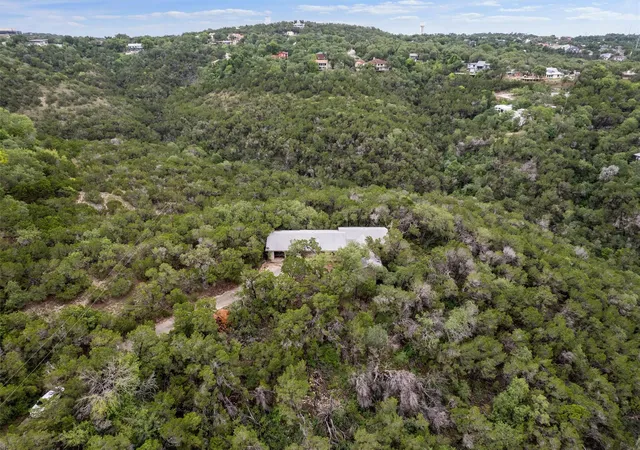 5th image of 501 Drawbridge Rd, Austin, TX 78746 | MLS# 3266989