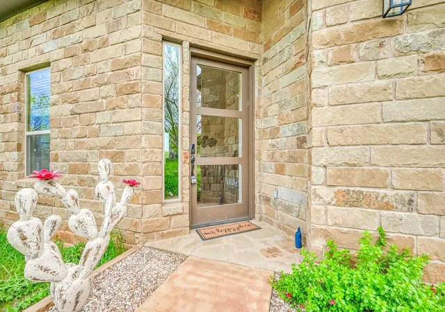 Photo 3 of Single family home for sale at 302 Parallel Cir, Horseshoe Bay, TX 78657 | MLS# 7056496 | Listing updated on 2026-09-14