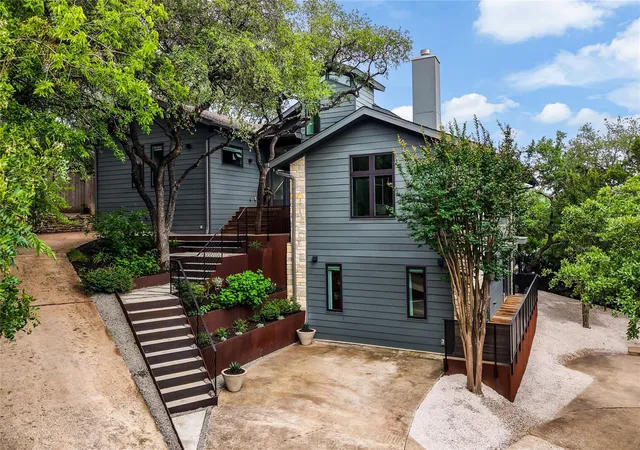 2nd image of 5801 Valley Cir, Austin, TX 78731 | MLS# 7657060