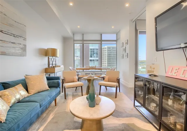 3rd image of 501 West Ave #1002, Austin, TX 78701 | MLS# 8254326