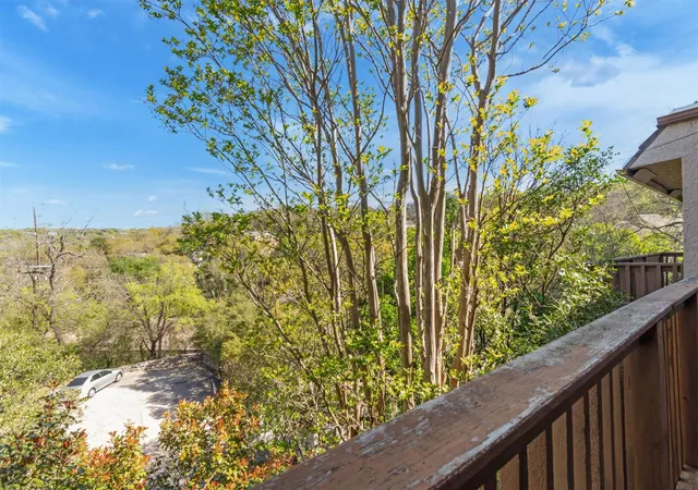 Listing Photo 5 - Condo for sale in building located at 3601 Las Colinas Dr, Austin, TX 78731 - Unit #C