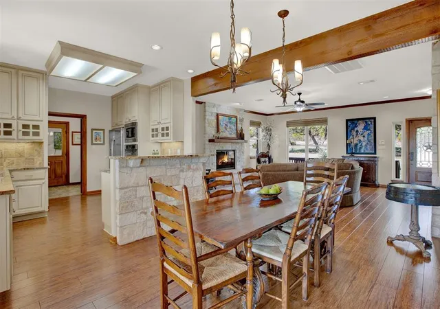 Photo 4 of Single family home for sale at 5255 Lookout Ridge Dr, Marble Falls, TX 78654 | MLS# 4455310 | Listing updated on 2026-10-07