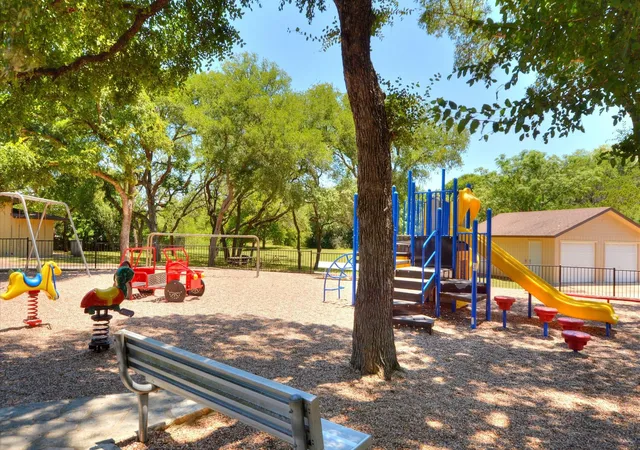 23rd image of 4806 Canyonbend Cir, Austin, TX 78735 | MLS# 4427175
