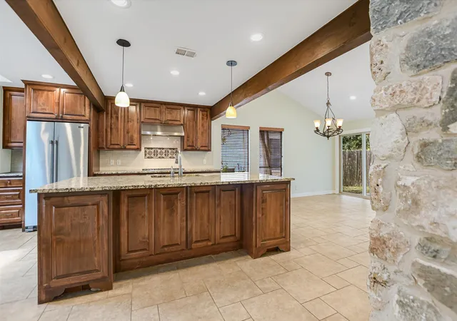 Photo 4 of Single family home for sale at 4806 Canyonbend Cir, Austin, TX 78735 | MLS# 4427175 | Listing updated on 2026-09-30