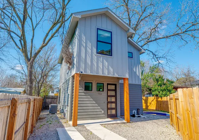 1st image of 910 Tillery St #B, Austin, TX 78702 | MLS# 2467160
