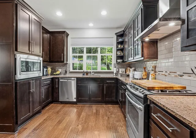 4th image of 15317 Falconhead Grove Loop, Austin, TX 78738 | MLS# 4591981