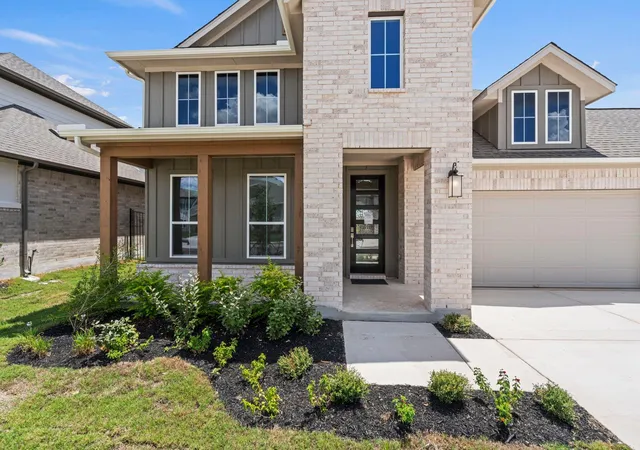 Photo 4 of Single family home for sale at 224 Pacific Grv Cir, Liberty Hill, TX 78642 | MLS# 9029203 | Listing updated on 2026-10-27