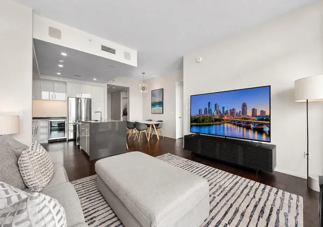 Photo 3 of Condo for sale at 301 West Ave #3208, Austin, TX 78701 | MLS# 9076043 | Listing updated on 2026-09-15