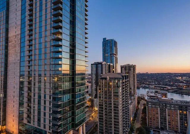 2nd image of 70 Rainey St #2203, Austin, TX 78701 | MLS# 8134154