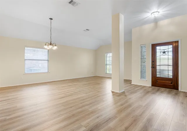4th image of 537 Bluehaw Dr, Georgetown, TX 78628 | MLS# 5582230