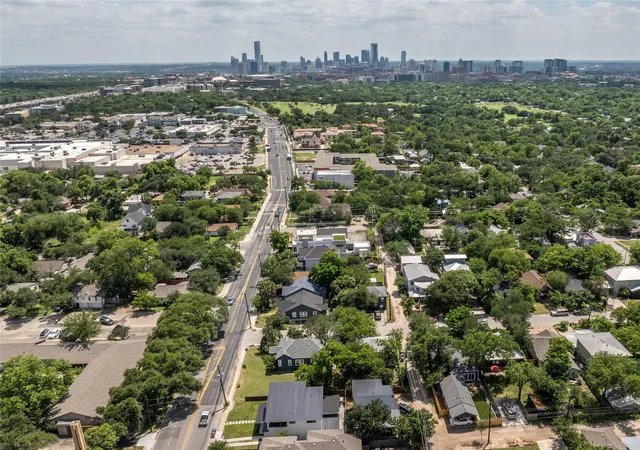 29th image of 4414 Red River St, Austin, TX 78751 | MLS# 2723534