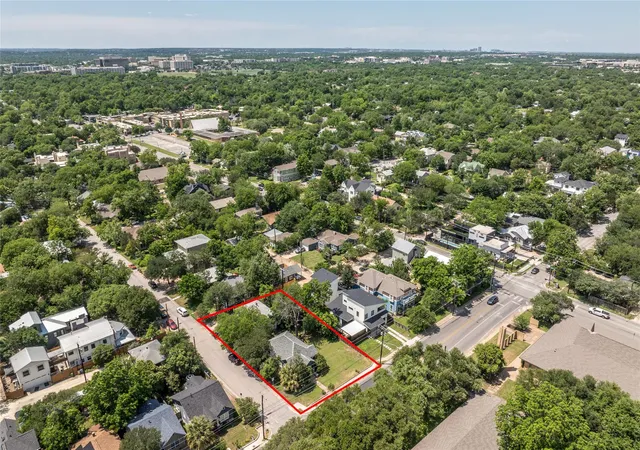 3rd image of 4414 Red River St, Austin, TX 78751 | MLS# 2723534
